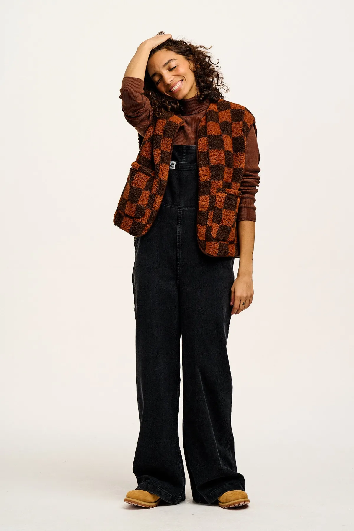 Fashion Ali - Slouchy Denim Dungarees in Washed Black All Dungarees|Ali - Slouchy