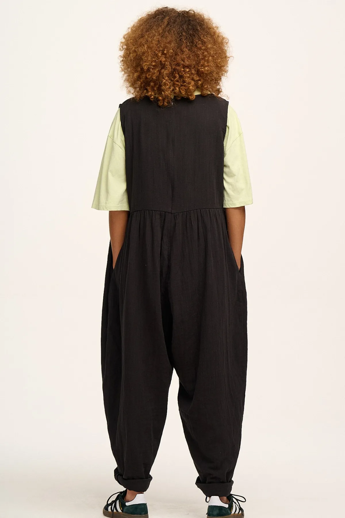 Outlet Bowie - Sleeveless Cotton Jumpsuit in Black All Jumpsuits|Petite Range