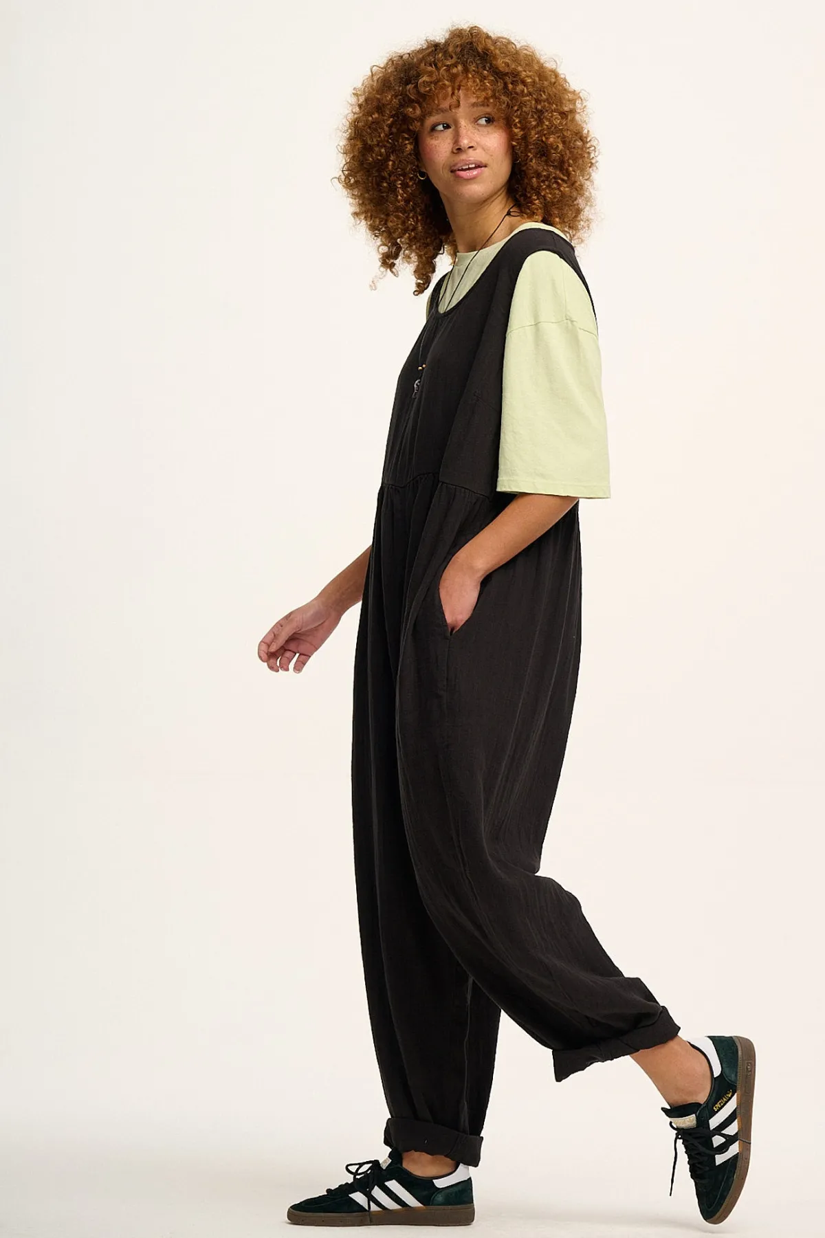Outlet Bowie - Sleeveless Cotton Jumpsuit in Black All Jumpsuits|Petite Range
