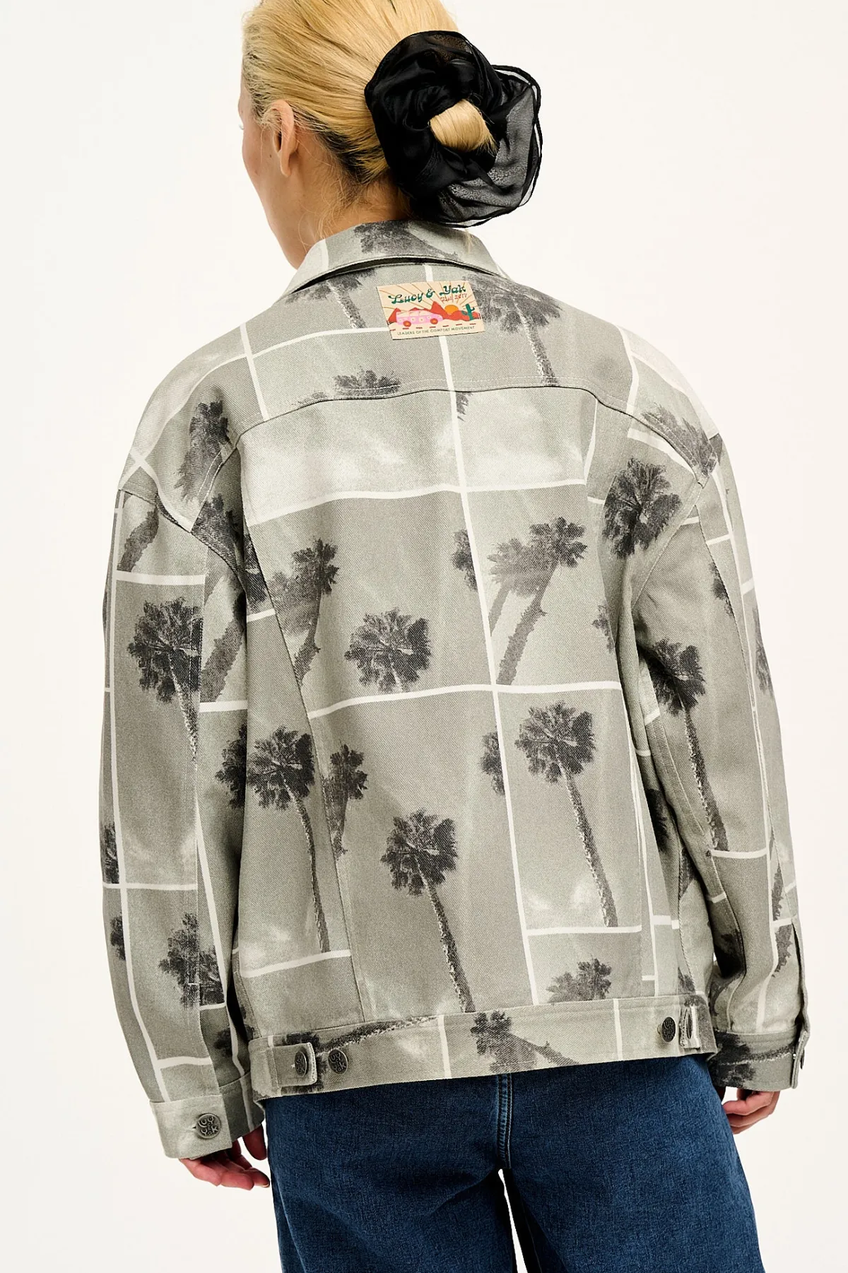 Outlet Callaway - Jacket in Malibu Print All Tops & Tees|All Outerwear & Knitwear