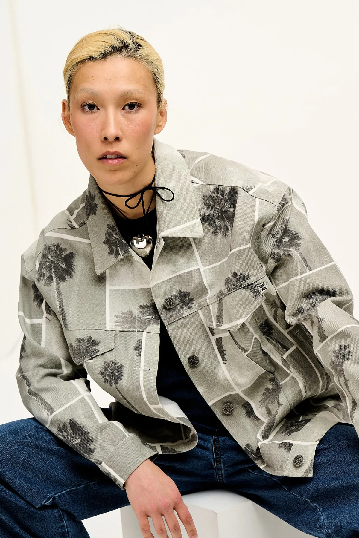 Outlet Callaway - Jacket in Malibu Print All Tops & Tees|All Outerwear & Knitwear