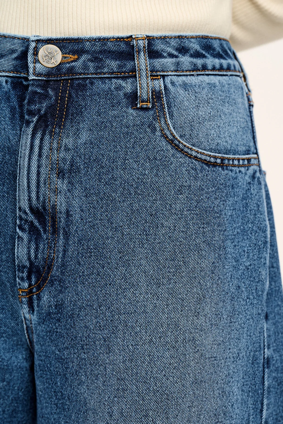 Outlet Carter - High Waisted Jeans in Vintage Wash Blue All Bottoms|Jeans