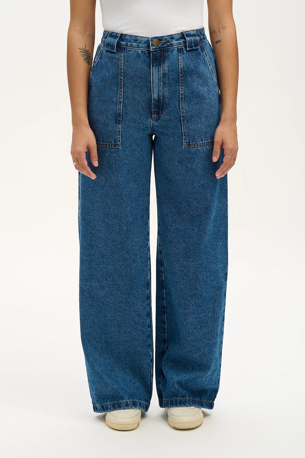 Online Delores - Wide Leg Denim Jeans in Mid Wash Blue All Bottoms|Jeans