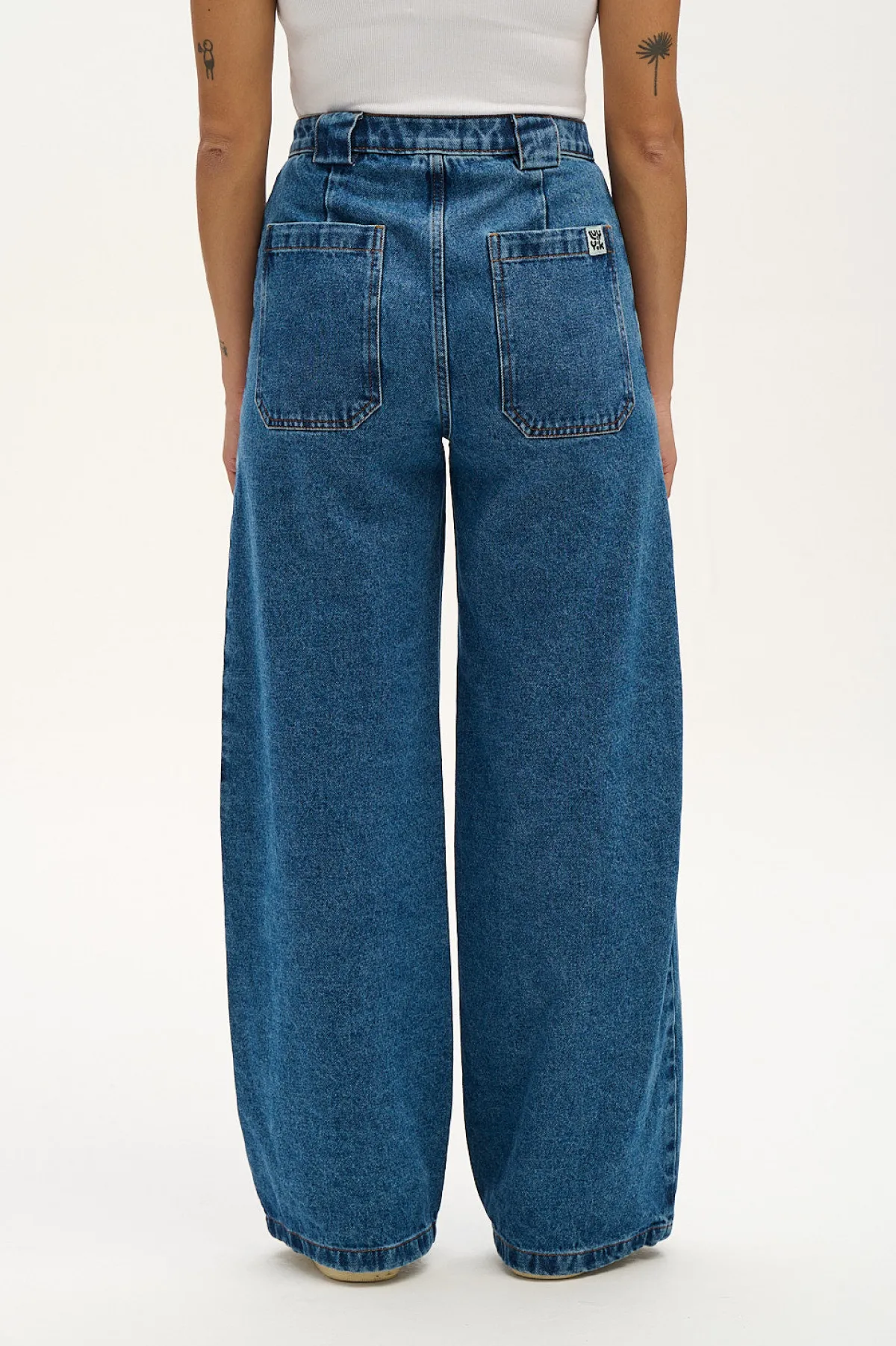 Online Delores - Wide Leg Denim Jeans in Mid Wash Blue All Bottoms|Jeans
