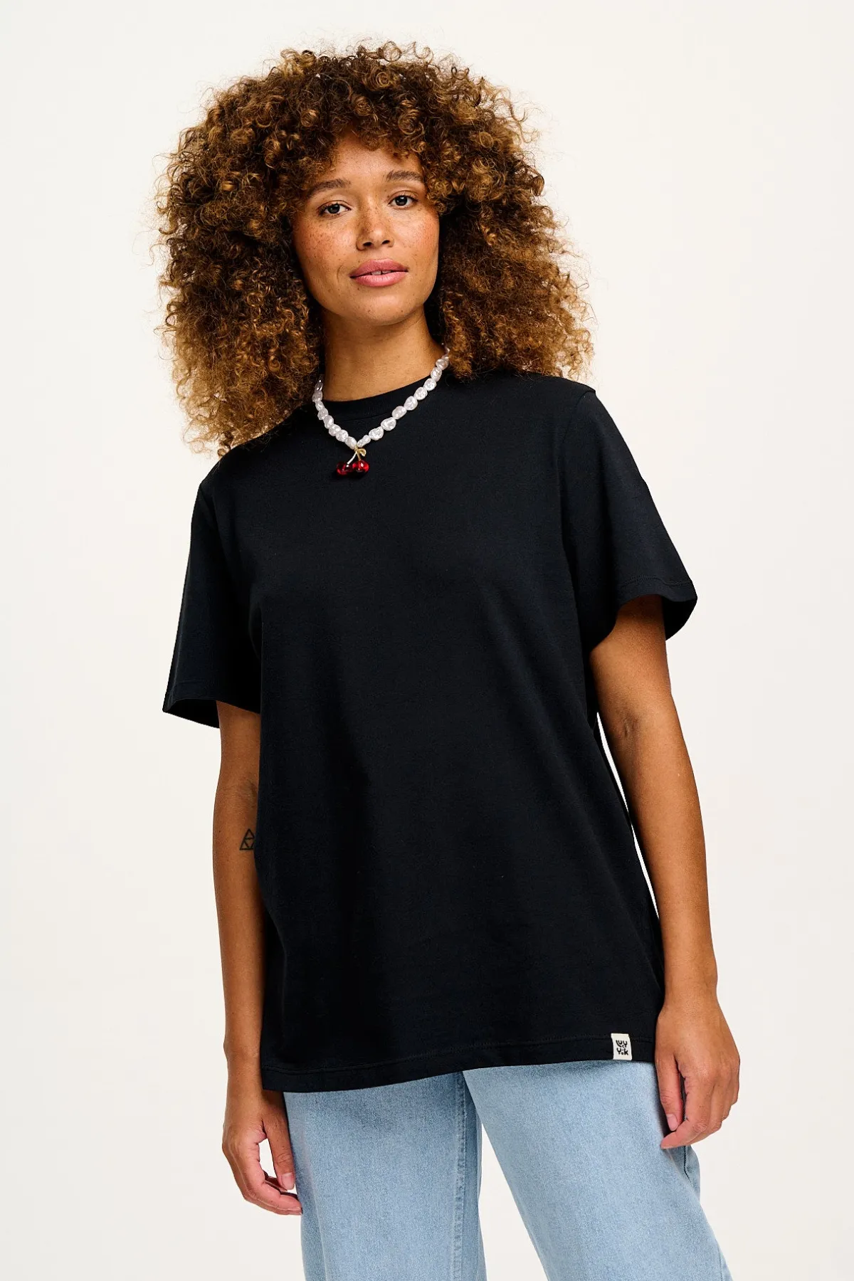 Outlet Denver - Cotton Tee in Black All Tops & Tees|Short Sleeve Tops
