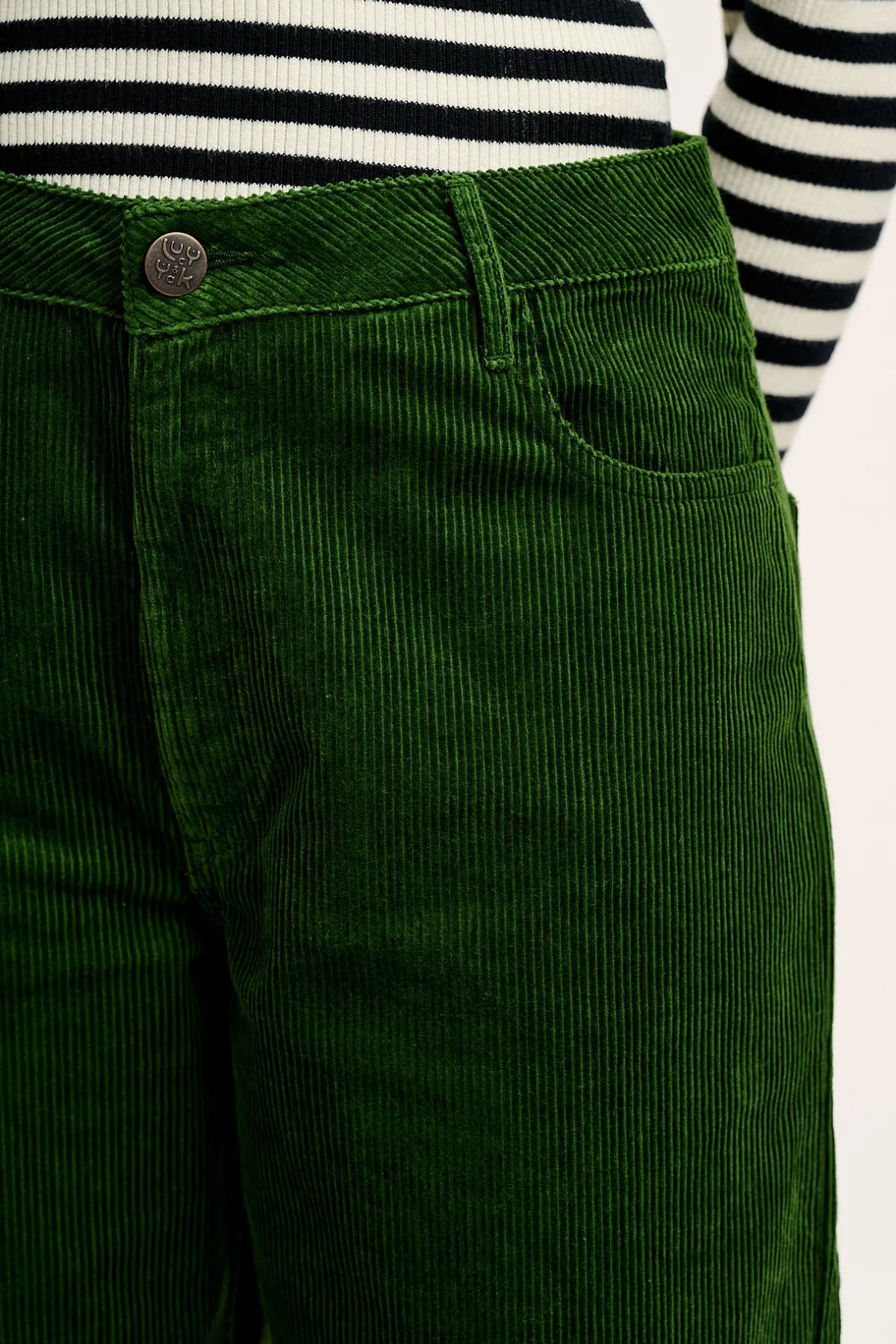 Discount Drew - Straight Leg Corduroy Trousers in Highland Green All Bottoms|Trousers