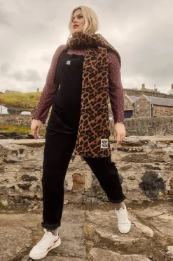 Hot Ola - Polar Fleece Scarf in Leopard Print All Accessories|Scarves