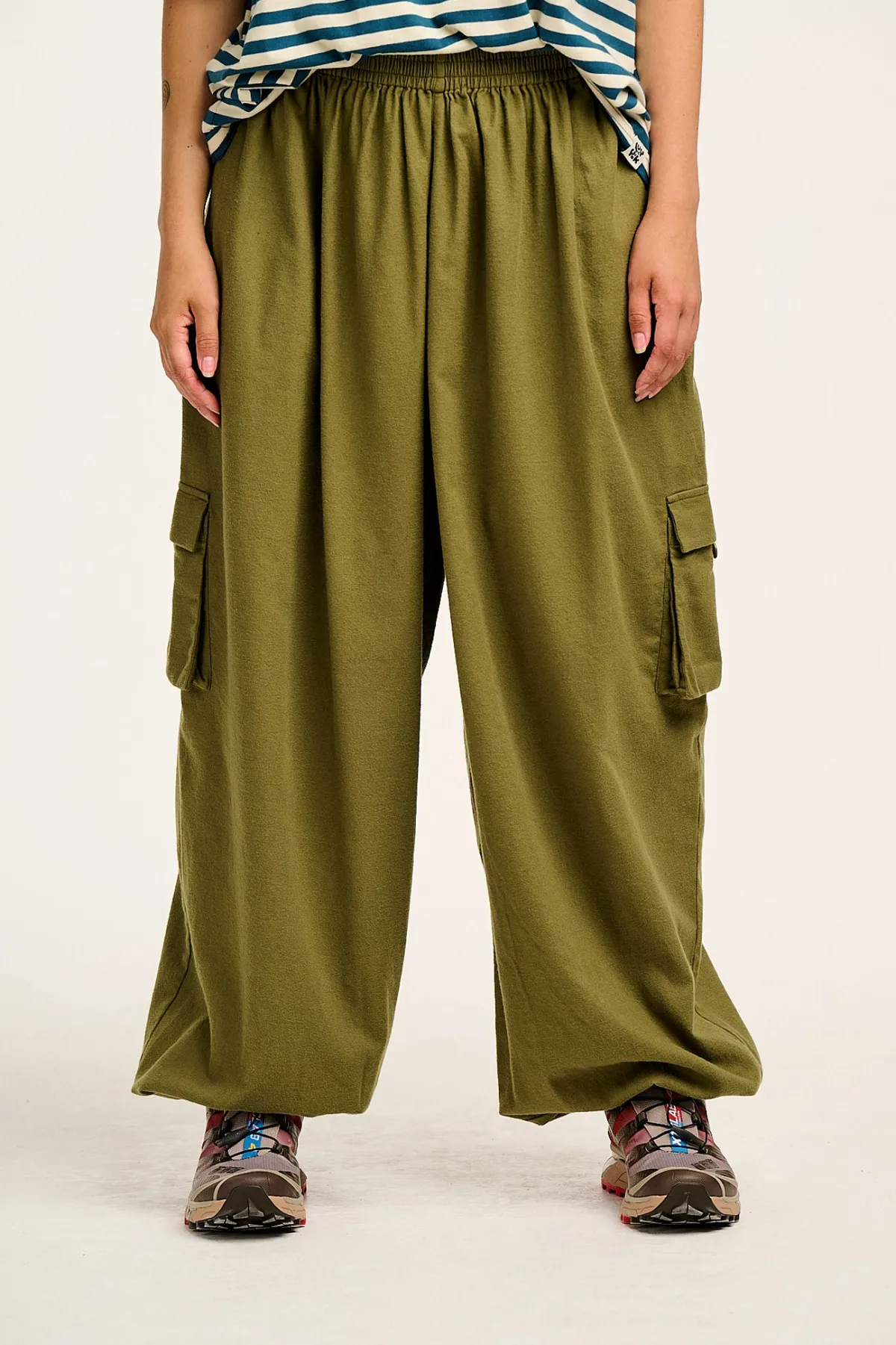 Hot Rumi - Cargo Brushed Cotton Trousers in Khaki All Bottoms|Trousers