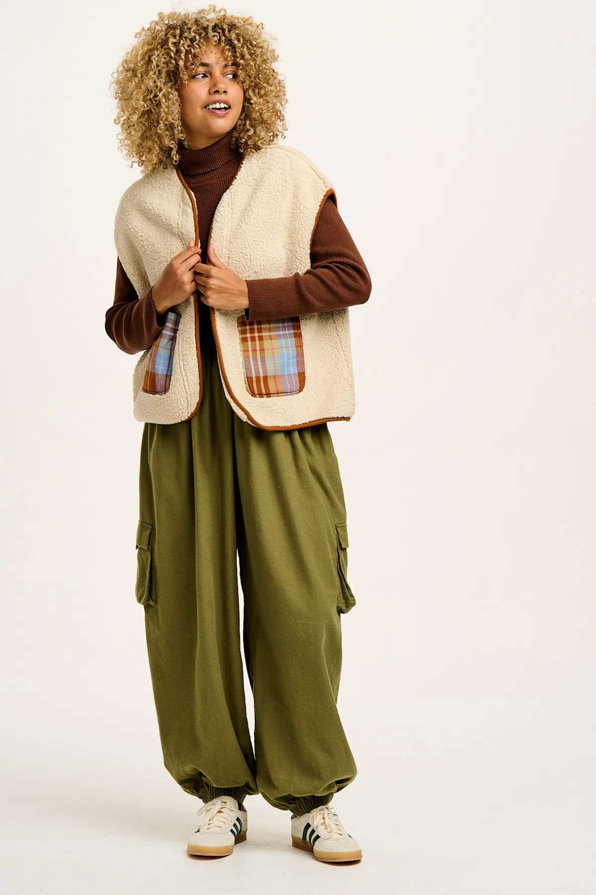 Hot Rumi - Cargo Brushed Cotton Trousers in Khaki All Bottoms|Trousers